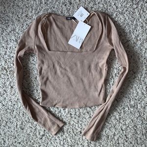 Square neck Zara top